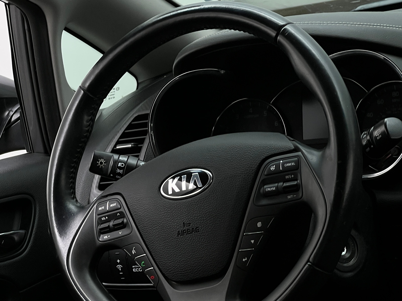 Thumbnail: 2015 Kia Forte - 5