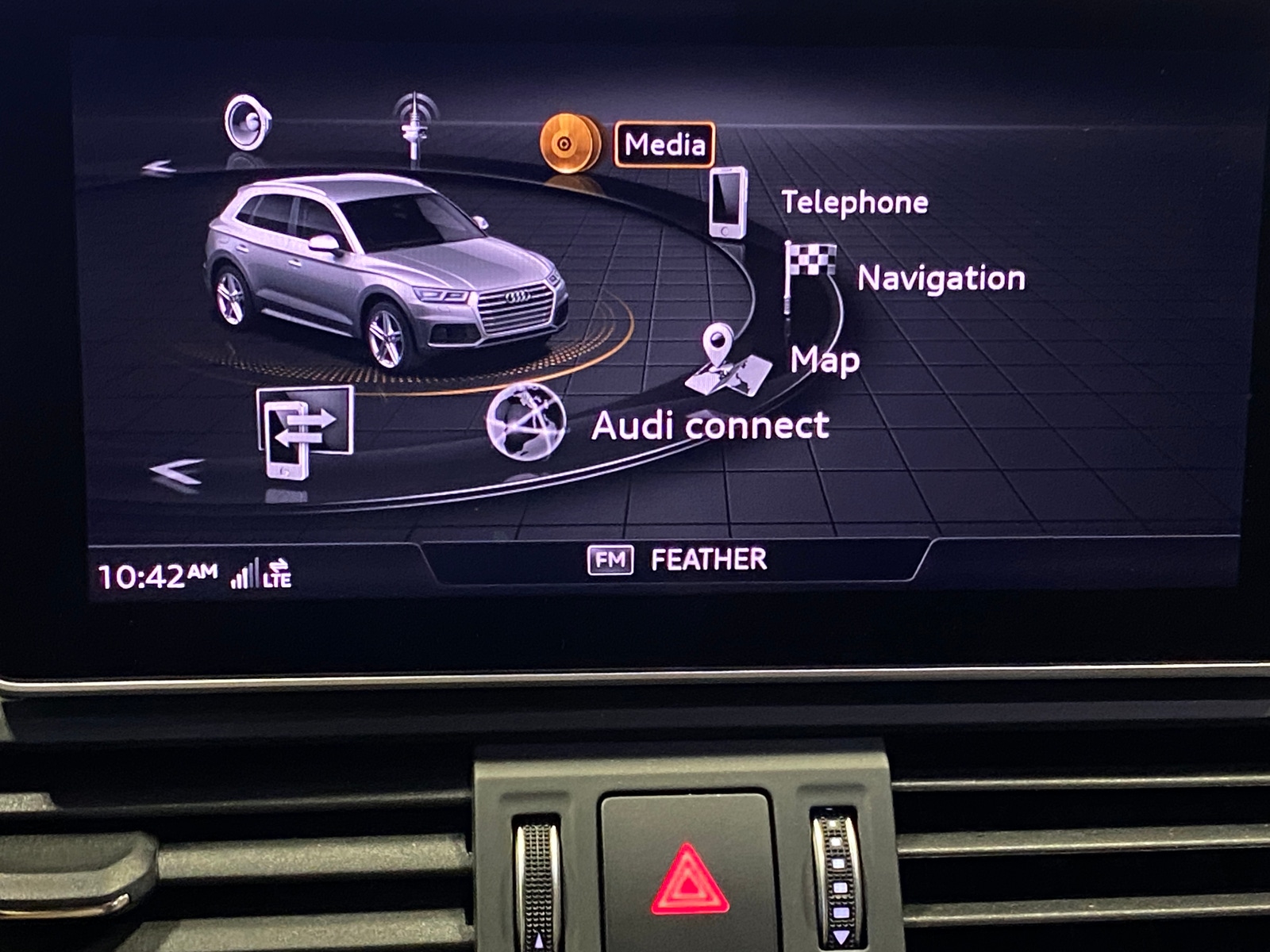 Thumbnail: 2020 Audi Q5 - 3