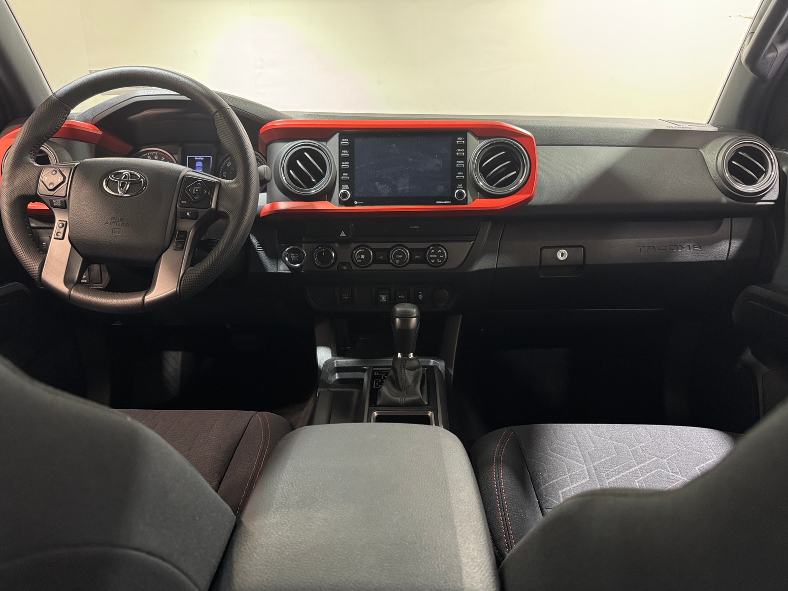 Thumbnail: 2020 Toyota Tacoma - 3