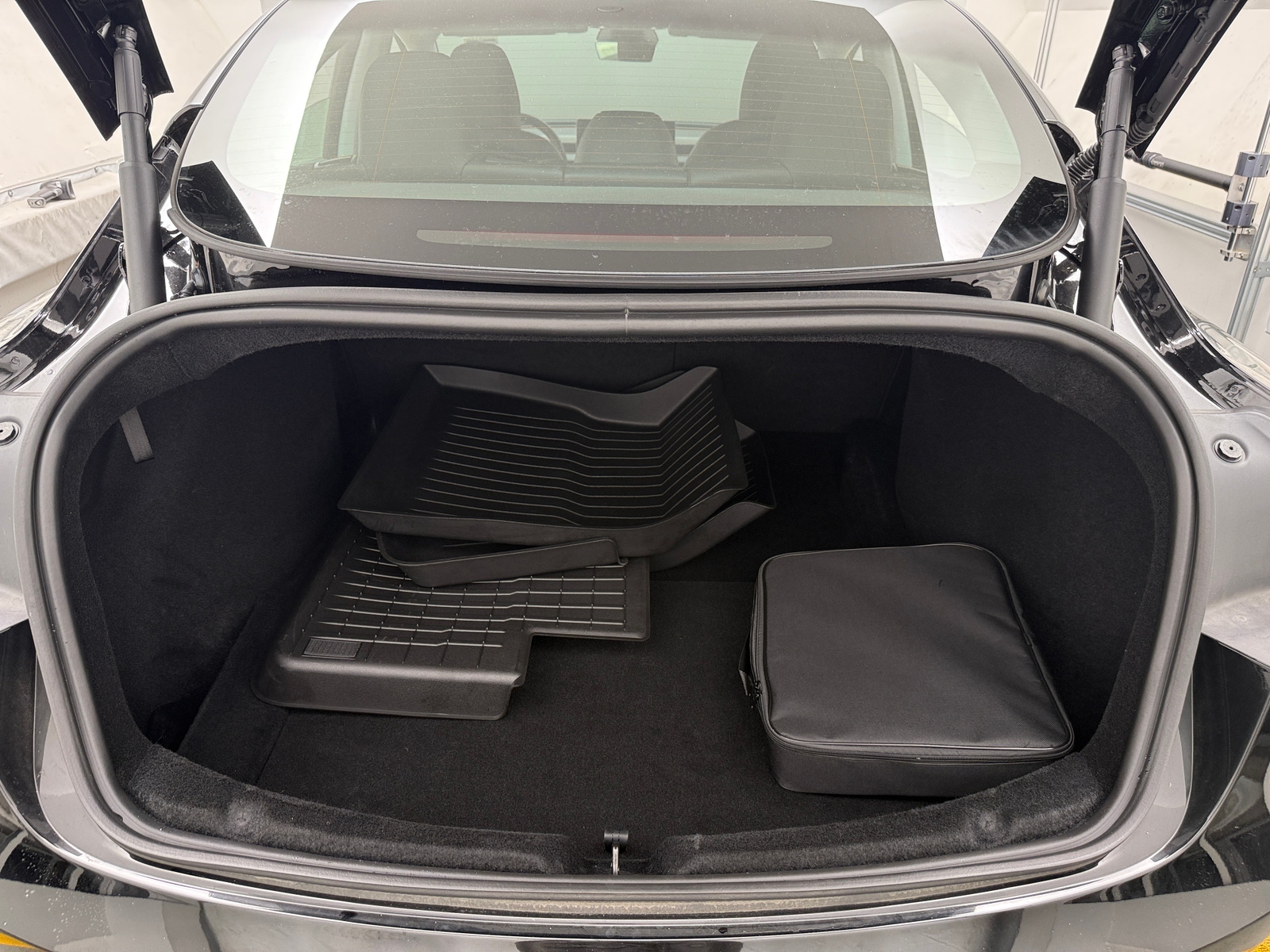 Thumbnail: 2025 Tesla Model 3 - 6