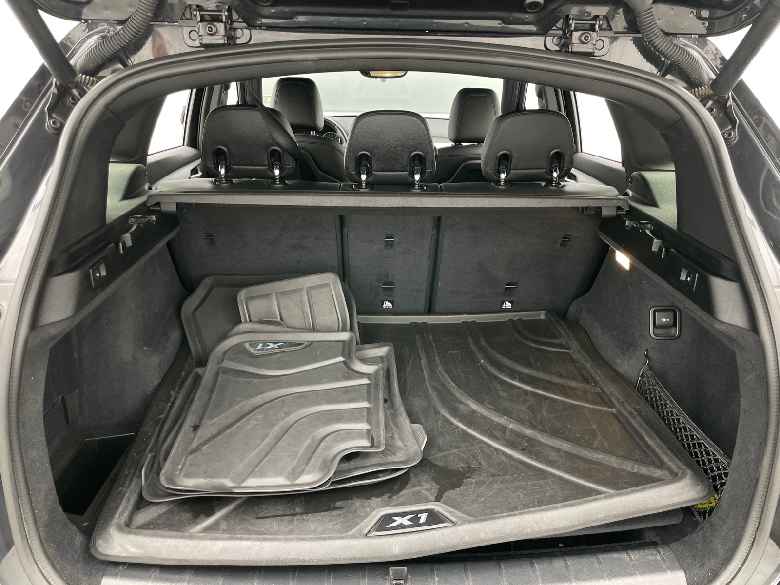 Thumbnail: 2016 BMW X1 - 6