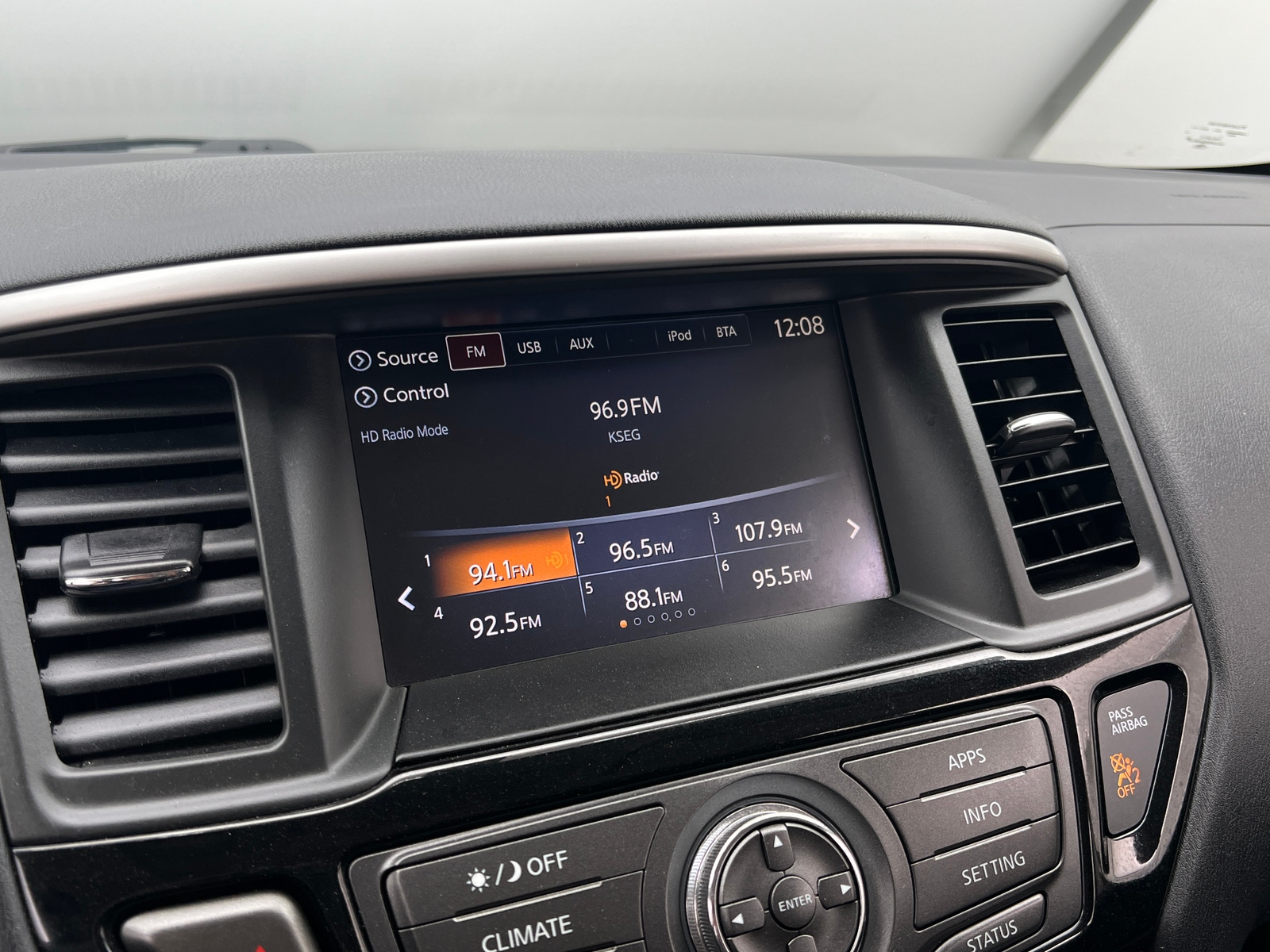 Thumbnail: 2019 Nissan Pathfinder - 4