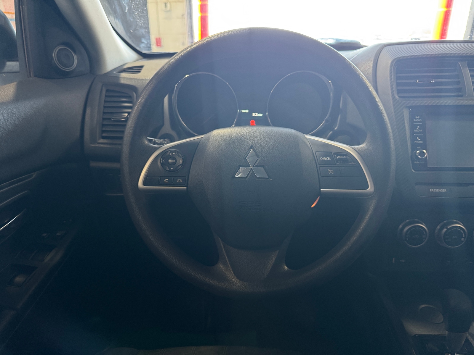 Thumbnail: 2022 Mitsubishi Outlander Sport - 5