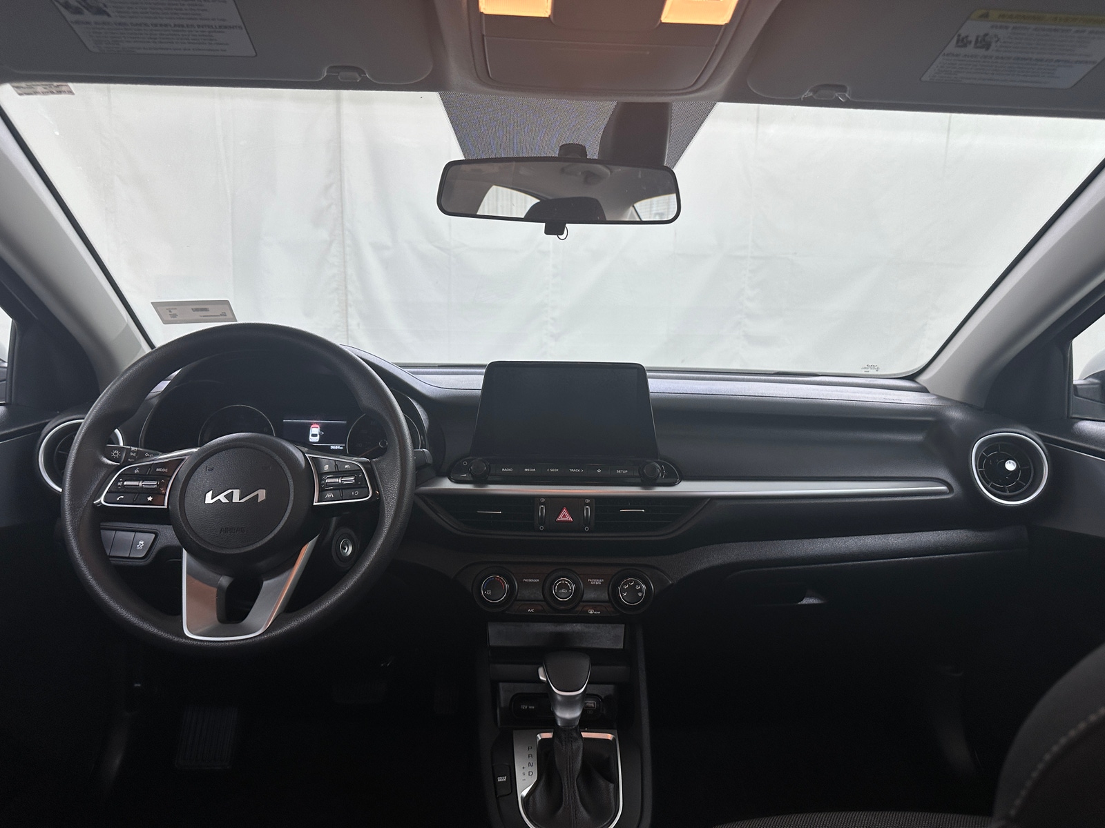 Thumbnail: 2024 Kia Forte - 3