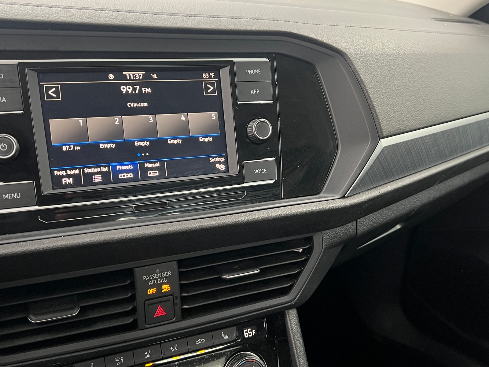 Thumbnail: 2022 Volkswagen Jetta - 3