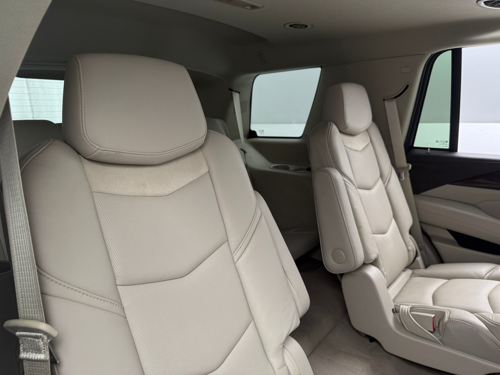 Thumbnail: 2017 Cadillac Escalade - 5