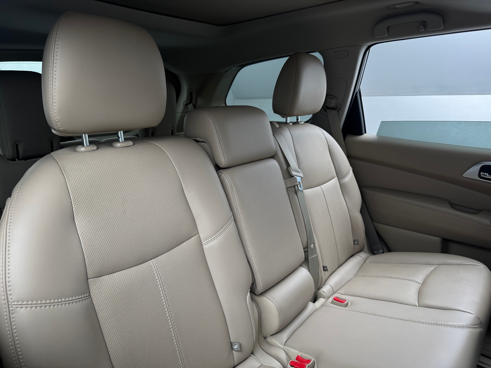 Thumbnail: 2015 Nissan Pathfinder - 5