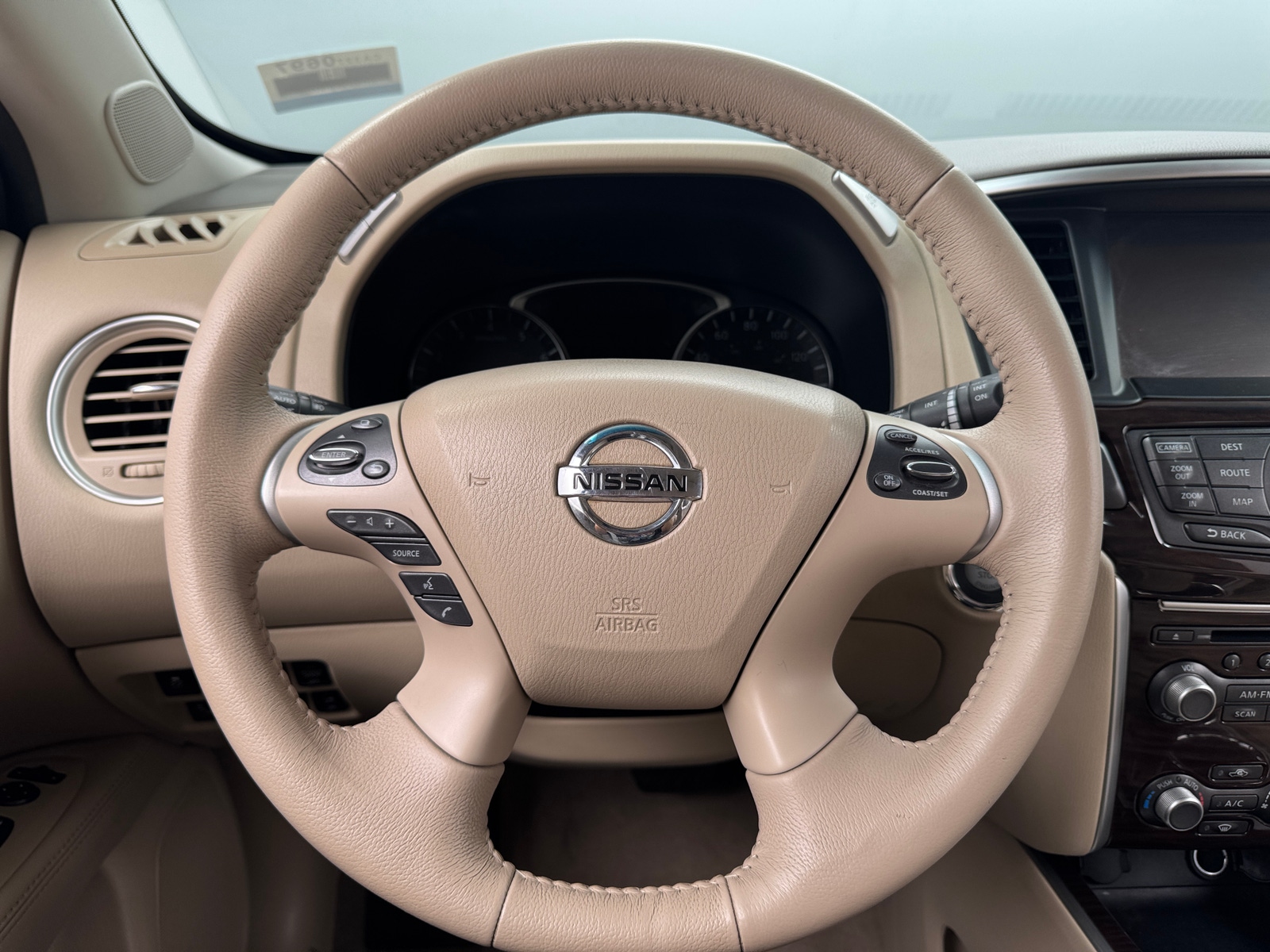 Thumbnail: 2015 Nissan Pathfinder - 4