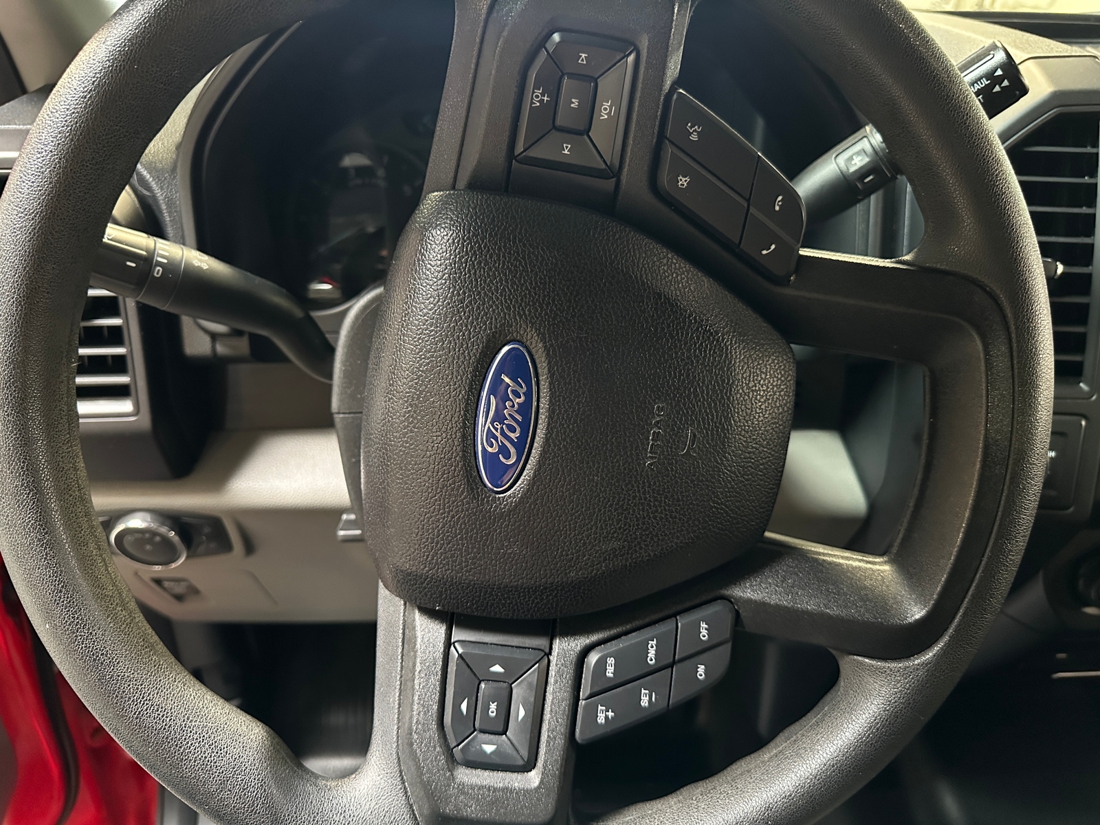 Thumbnail: 2017 Ford Econoline - 5