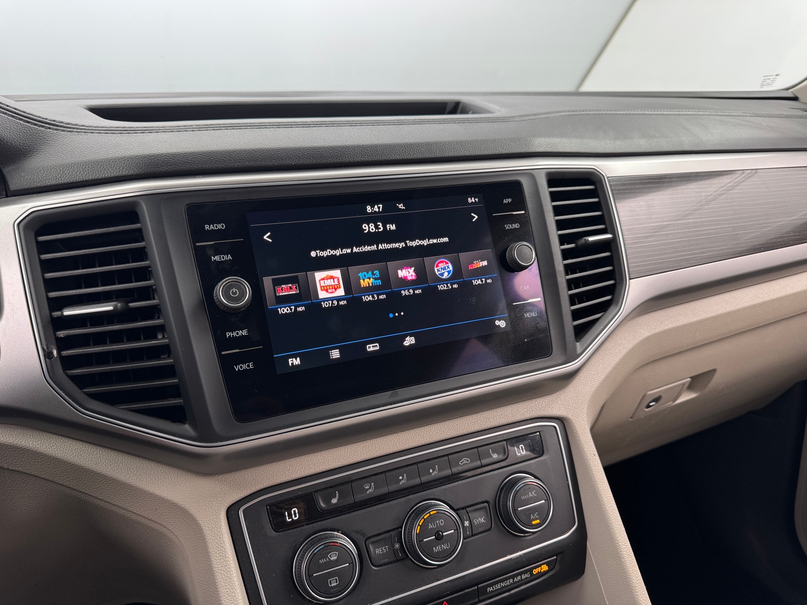 Thumbnail: 2019 Volkswagen Atlas - 3