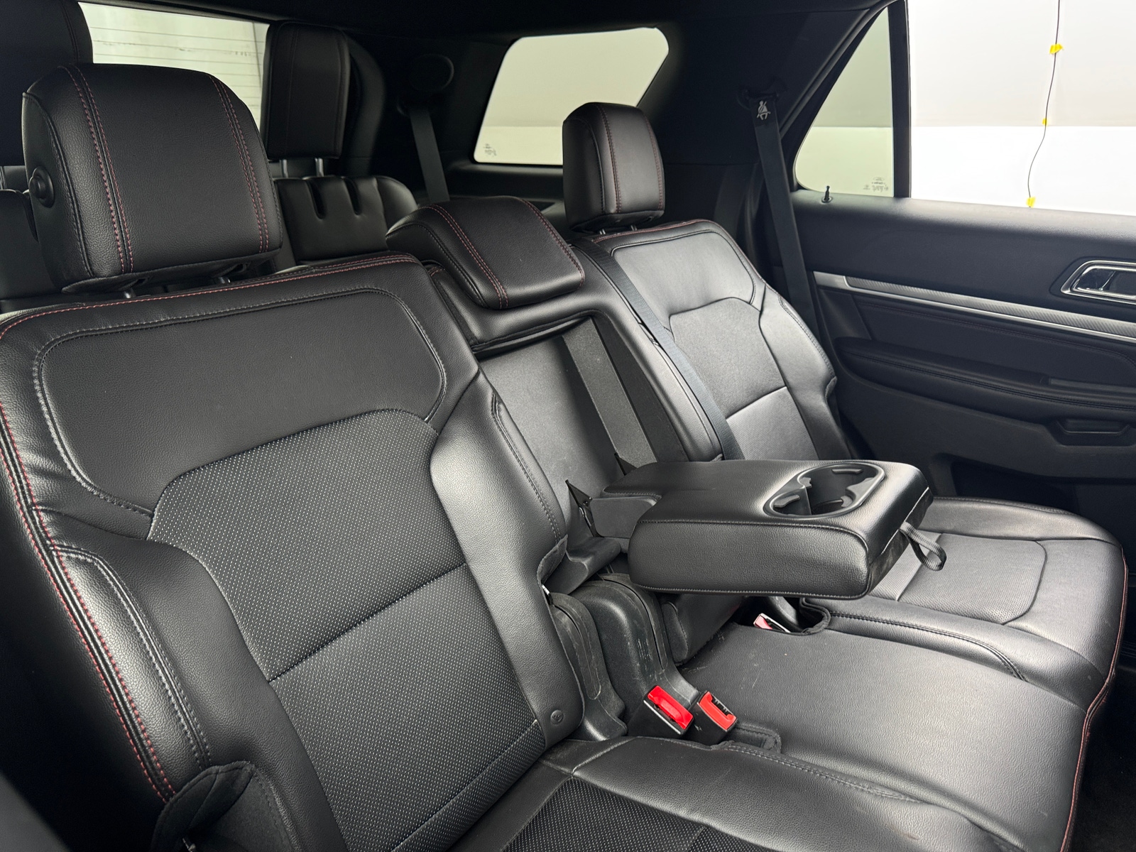 Thumbnail: 2018 Ford Explorer - 5