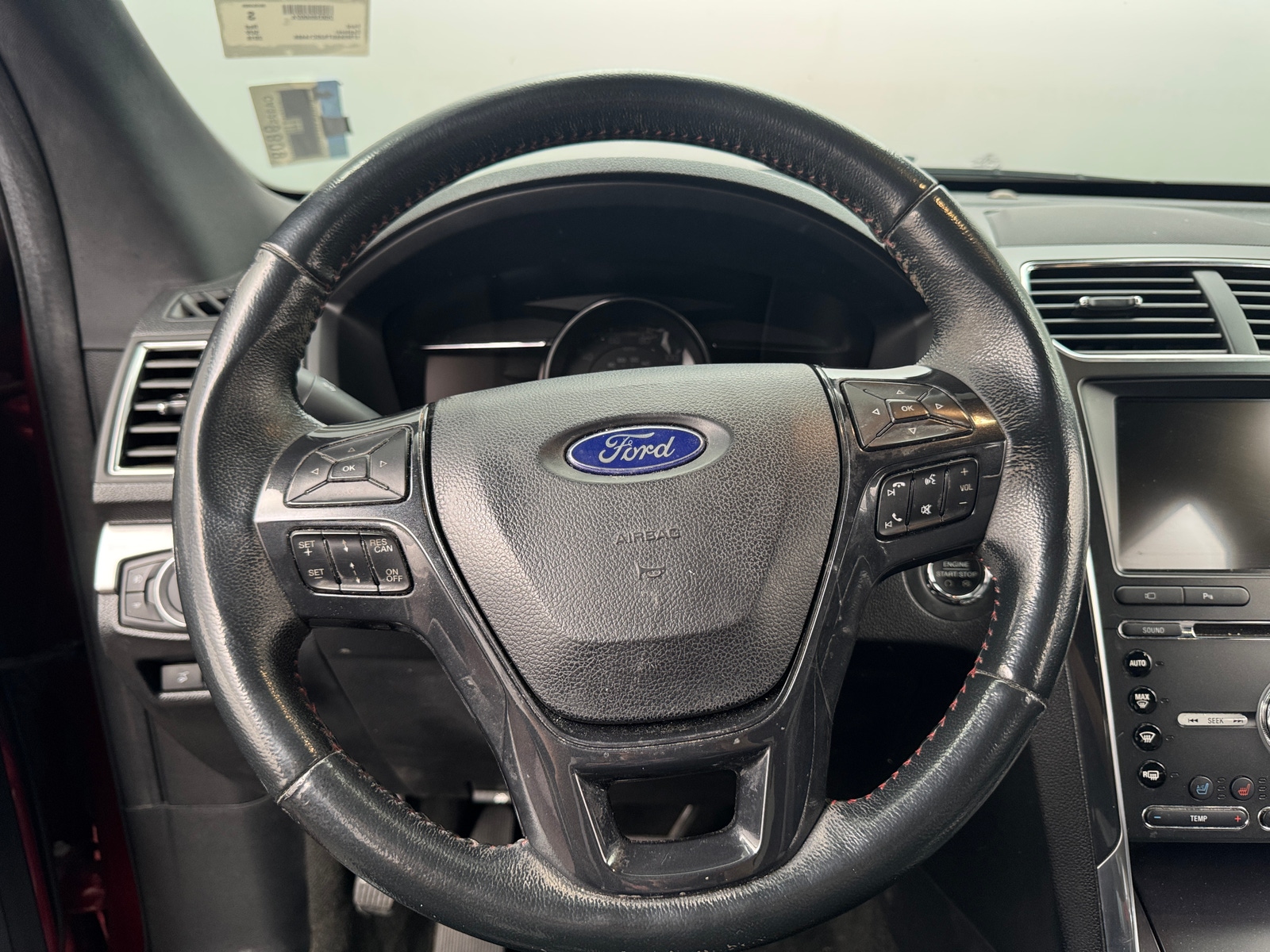 Thumbnail: 2018 Ford Explorer - 4