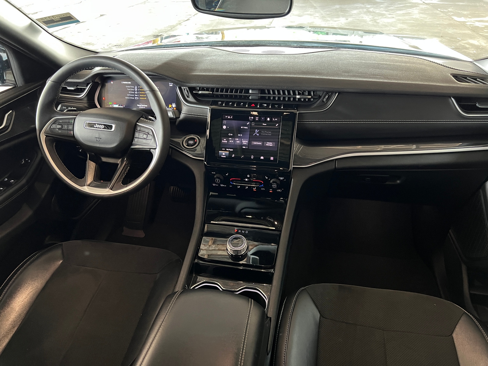 Thumbnail: 2023 Jeep Grand Cherokee L - 3