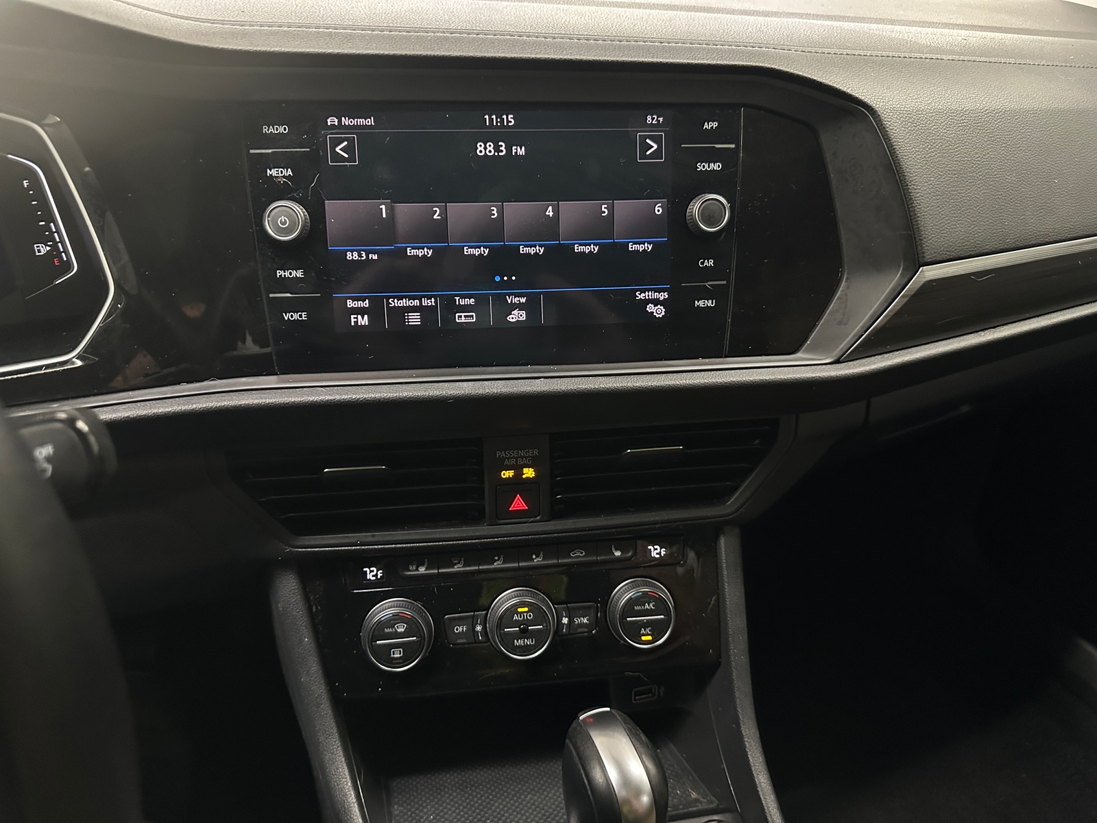 Thumbnail: 2019 Volkswagen Jetta - 3