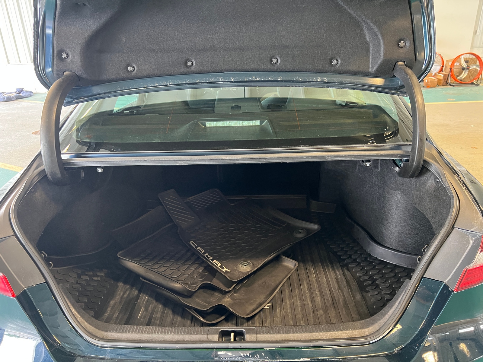 Thumbnail: 2019 Toyota Camry - 7