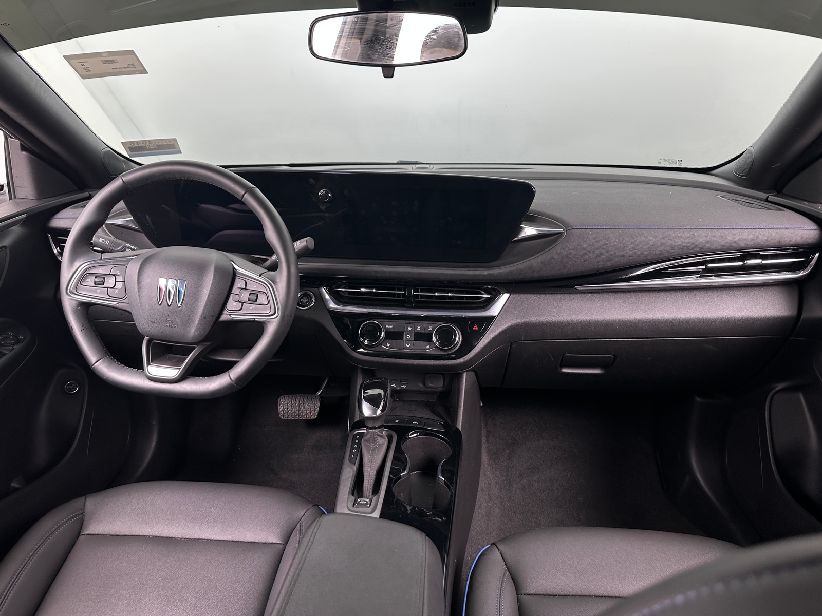 Thumbnail: 2024 Buick Envista - 3