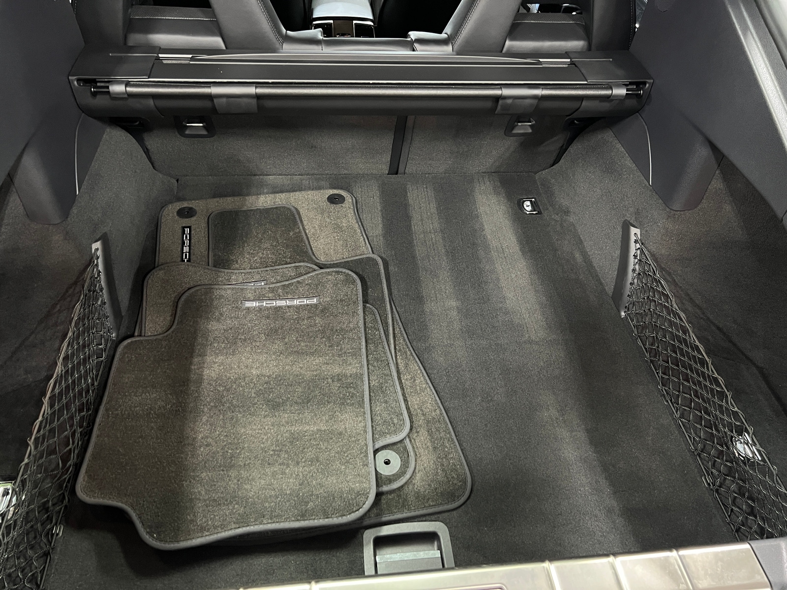 Thumbnail: 2013 Porsche Panamera - 6