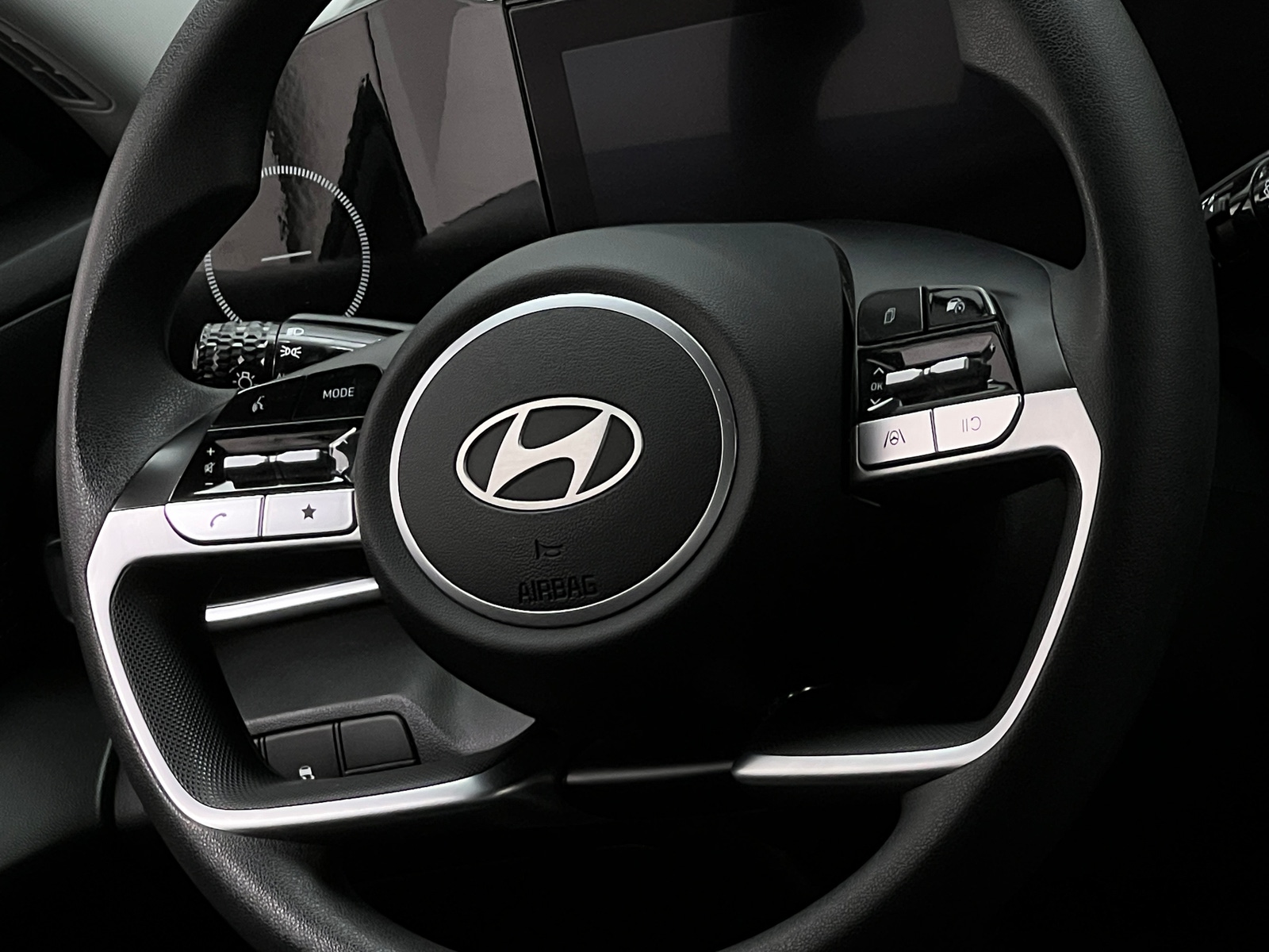 Thumbnail: 2024 Hyundai Elantra - 5