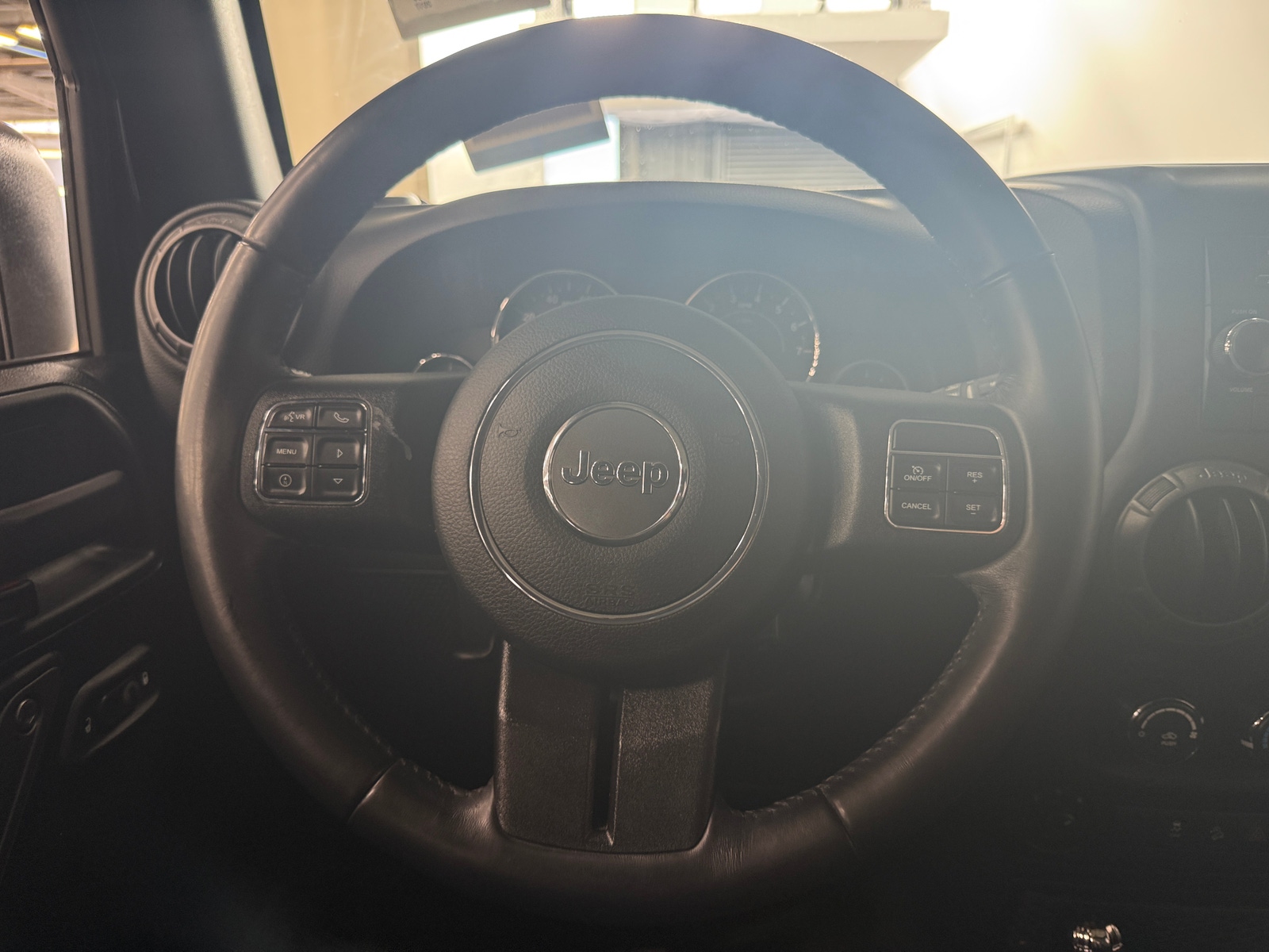 Thumbnail: 2017 Jeep Wrangler - 5
