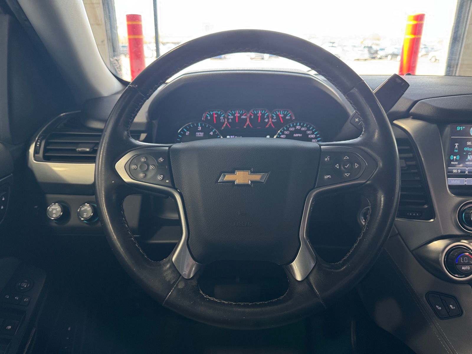 Thumbnail: 2019 Chevrolet Tahoe - 4