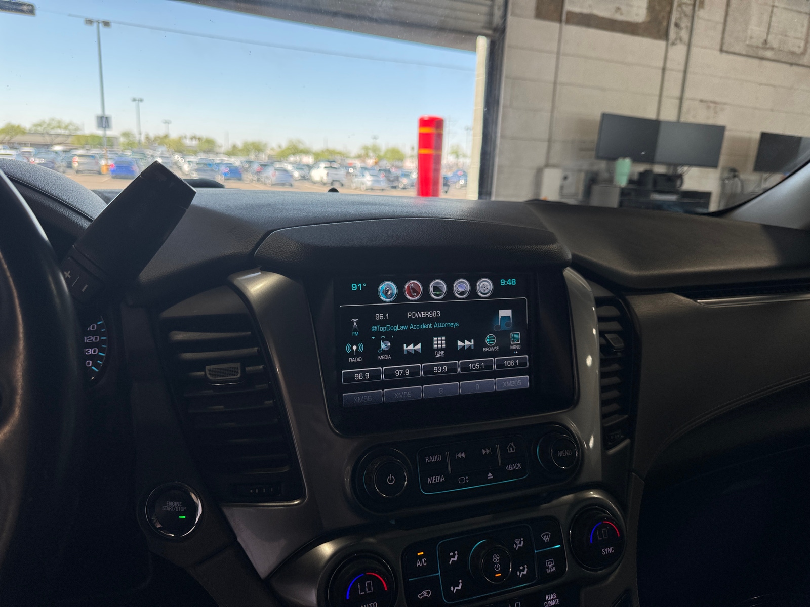 Thumbnail: 2019 Chevrolet Tahoe - 3