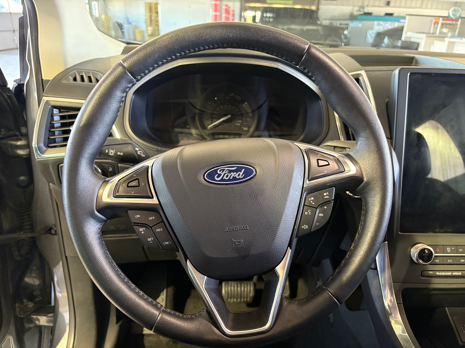 Thumbnail: 2024 Ford Edge - 5