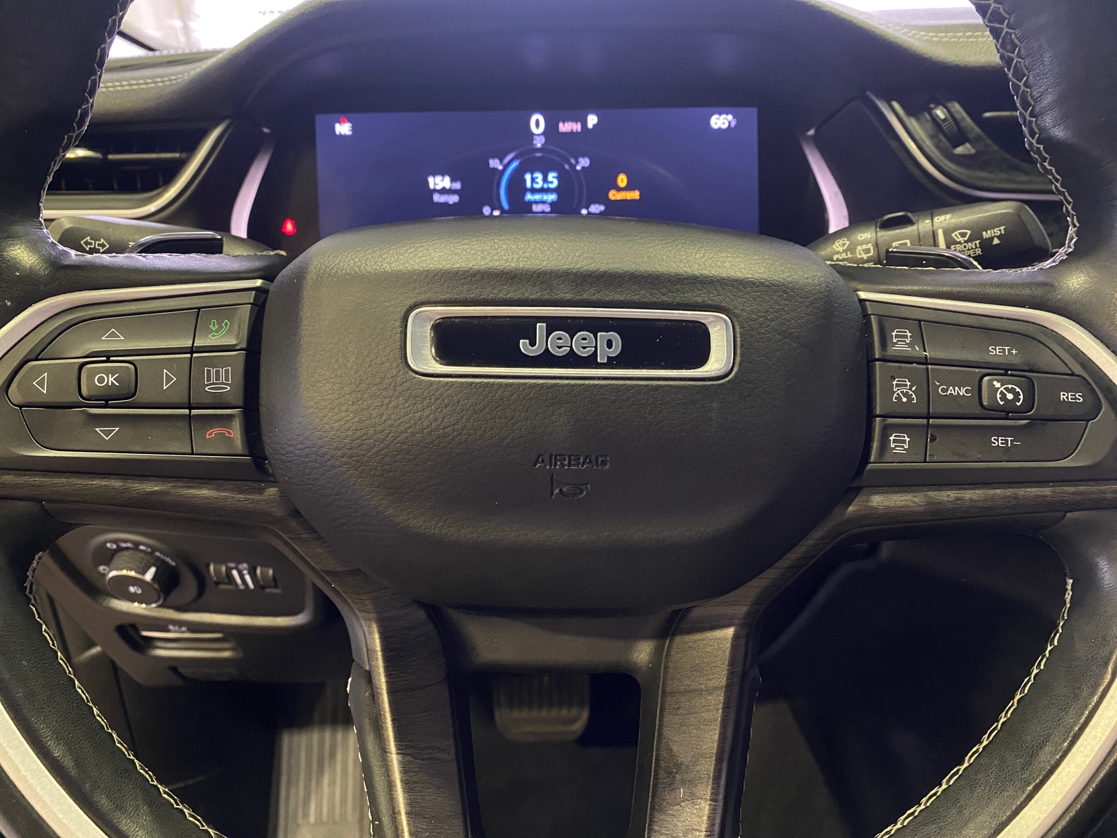Thumbnail: 2021 Jeep Grand Cherokee L - 4