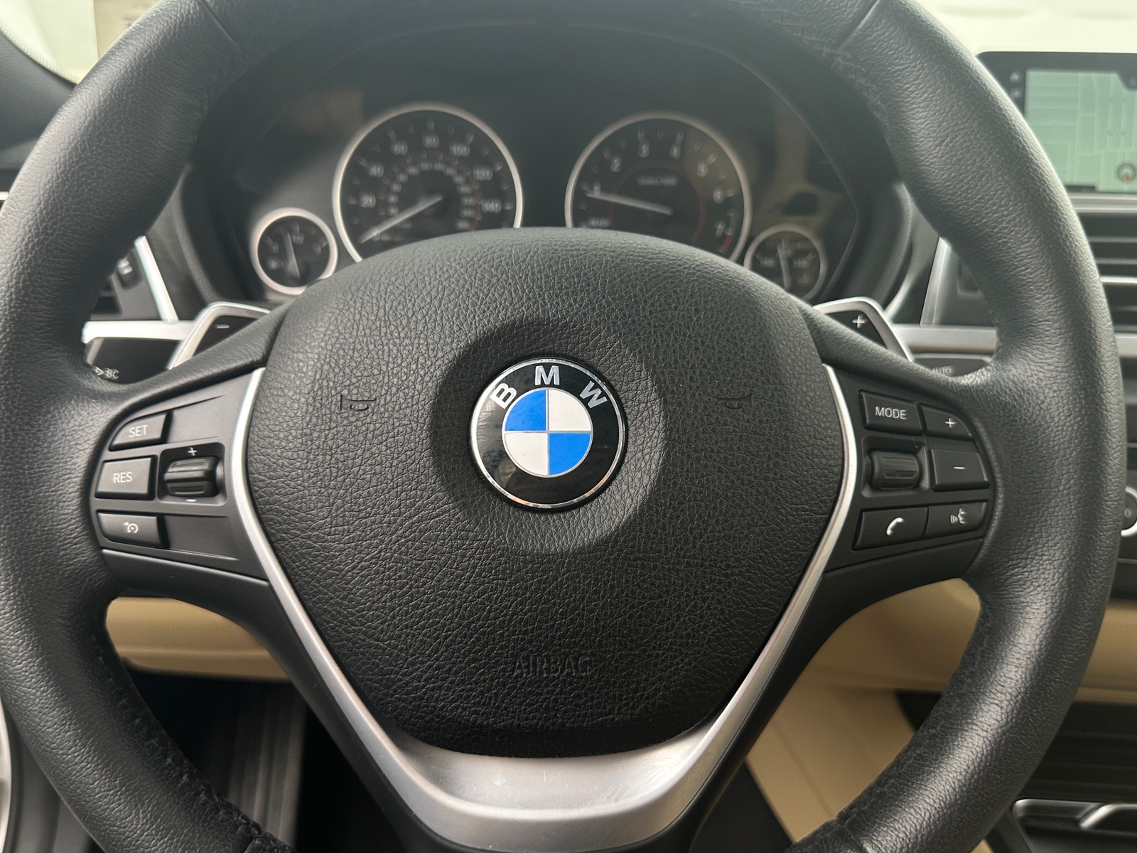 Thumbnail: 2018 BMW 3 Series - 4