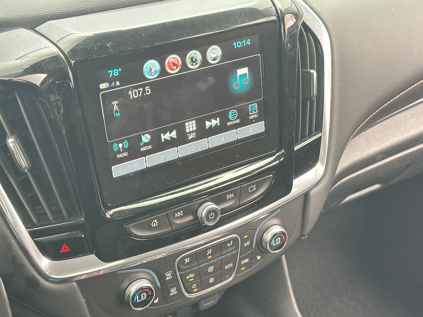 Thumbnail: 2018 Chevrolet Traverse - 4