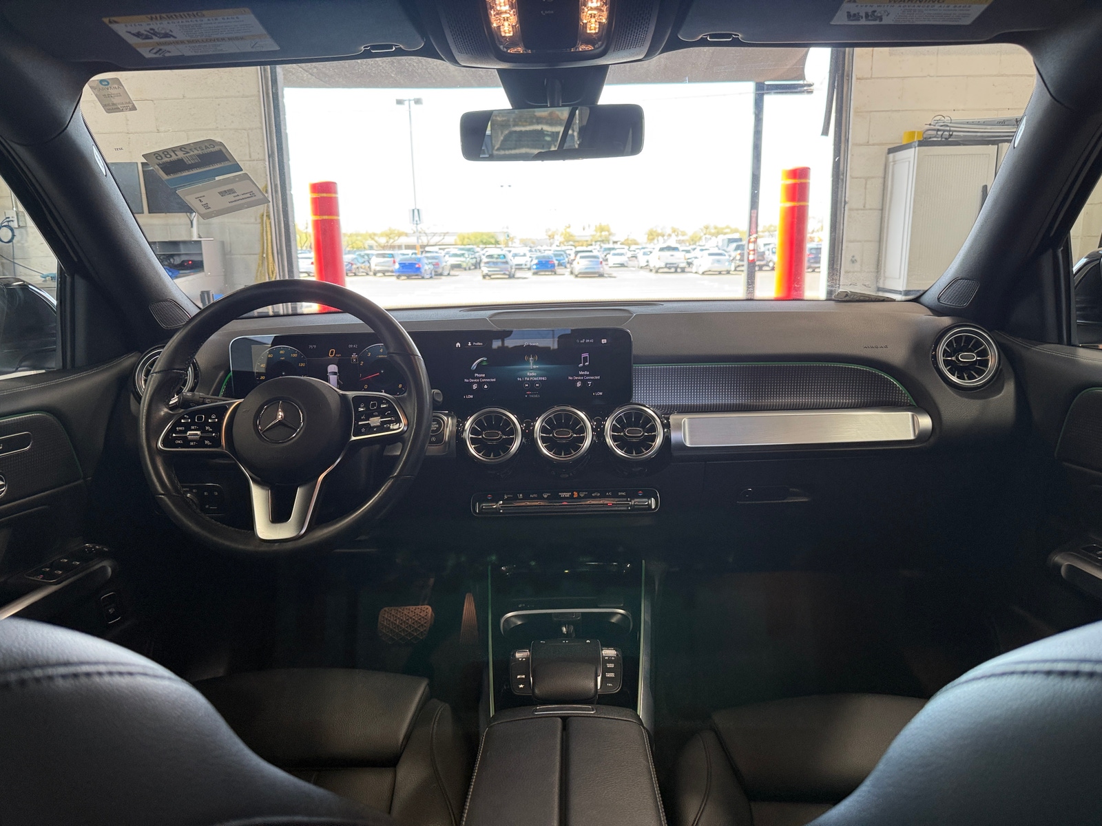 Thumbnail: 2023 Mercedes-Benz GLB - 2