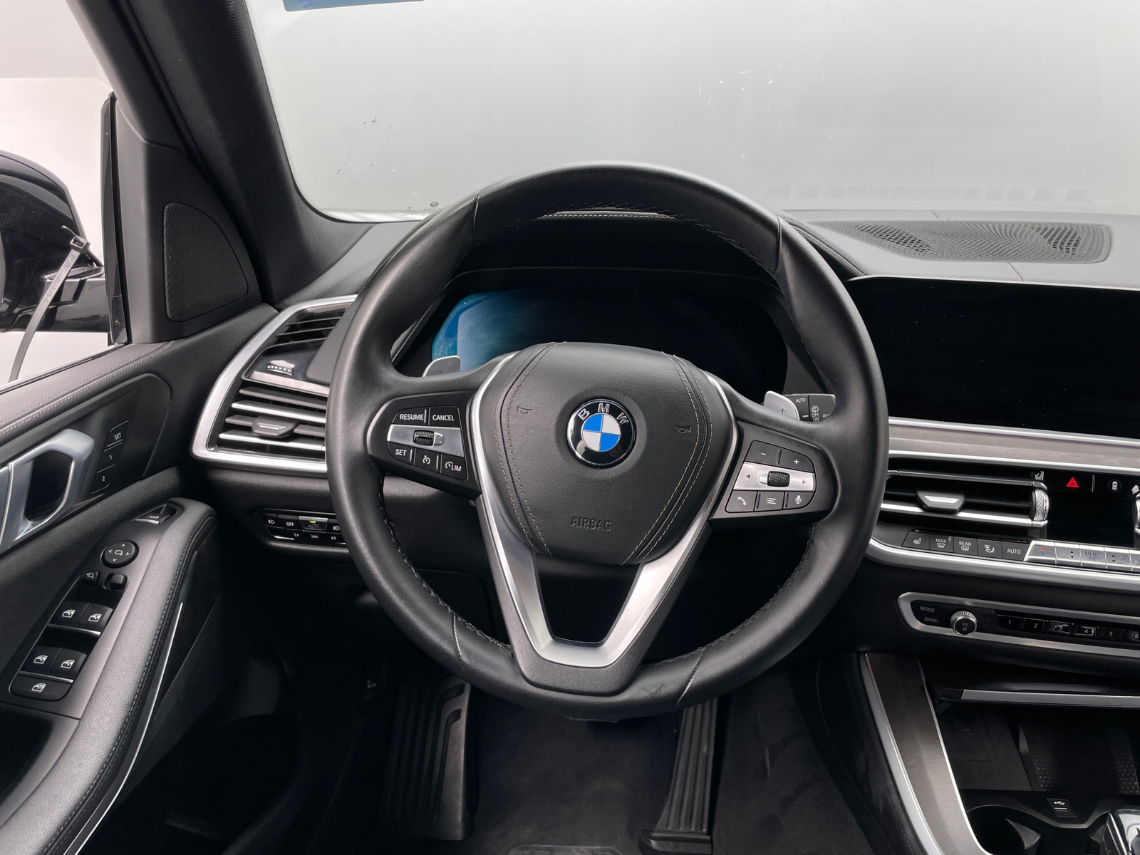 Thumbnail: 2021 BMW X5 - 4