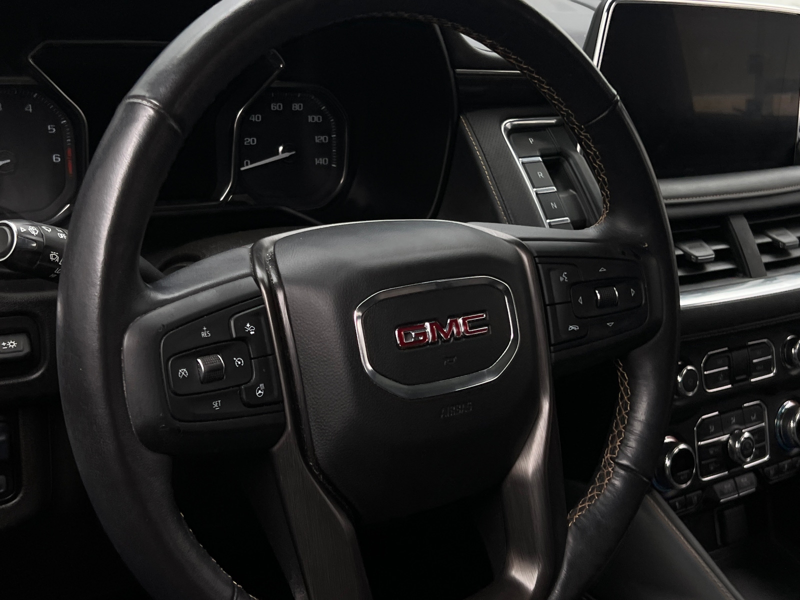 Thumbnail: 2021 GMC Yukon XL - 4