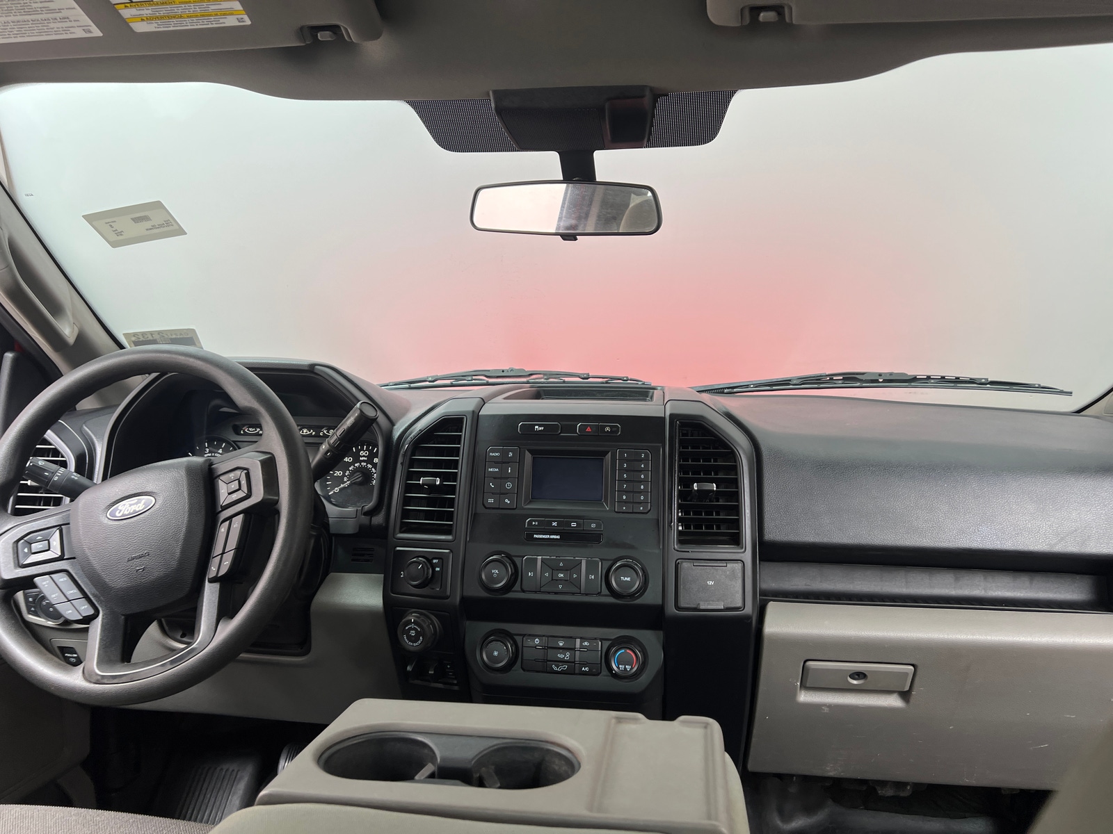 Thumbnail: 2019 Ford Econoline - 3