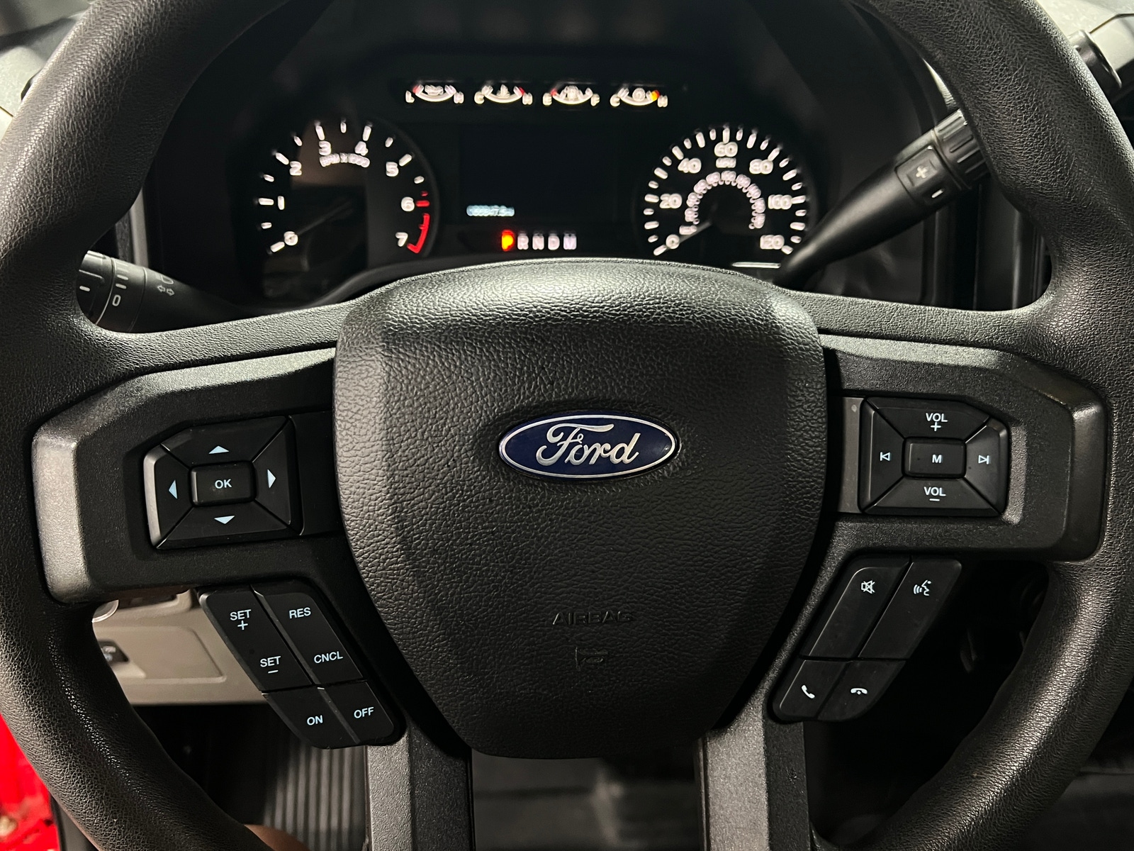 Thumbnail: 2019 Ford Econoline - 5