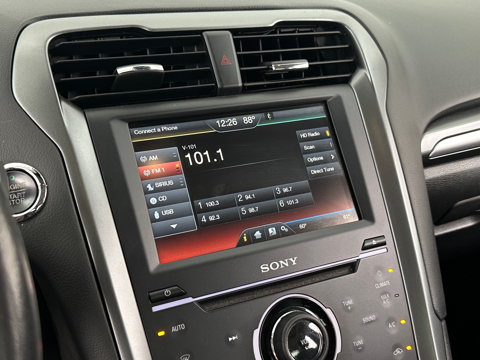 Thumbnail: 2014 Ford Fusion - 3