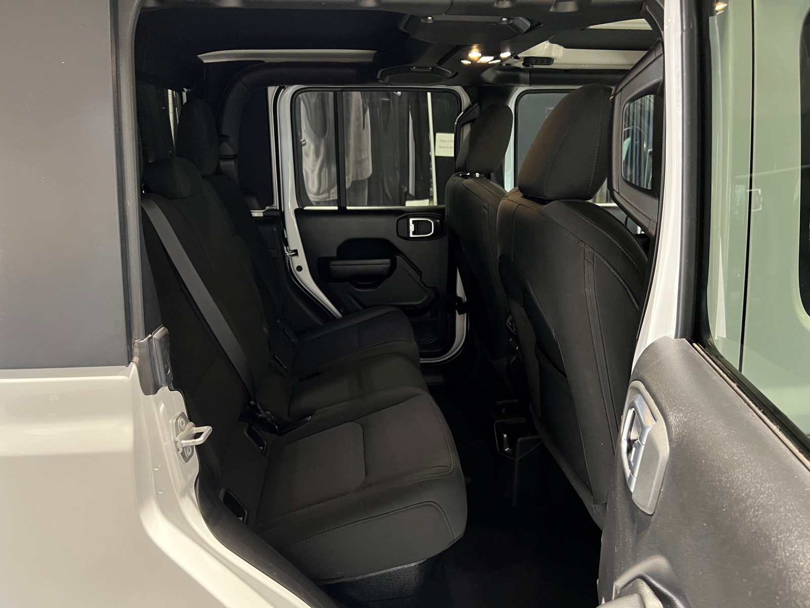 Thumbnail: 2021 Jeep Gladiator - 6