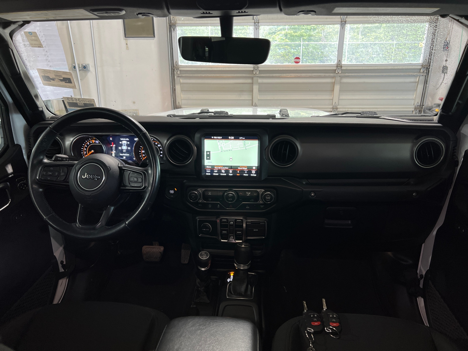Thumbnail: 2021 Jeep Gladiator - 3