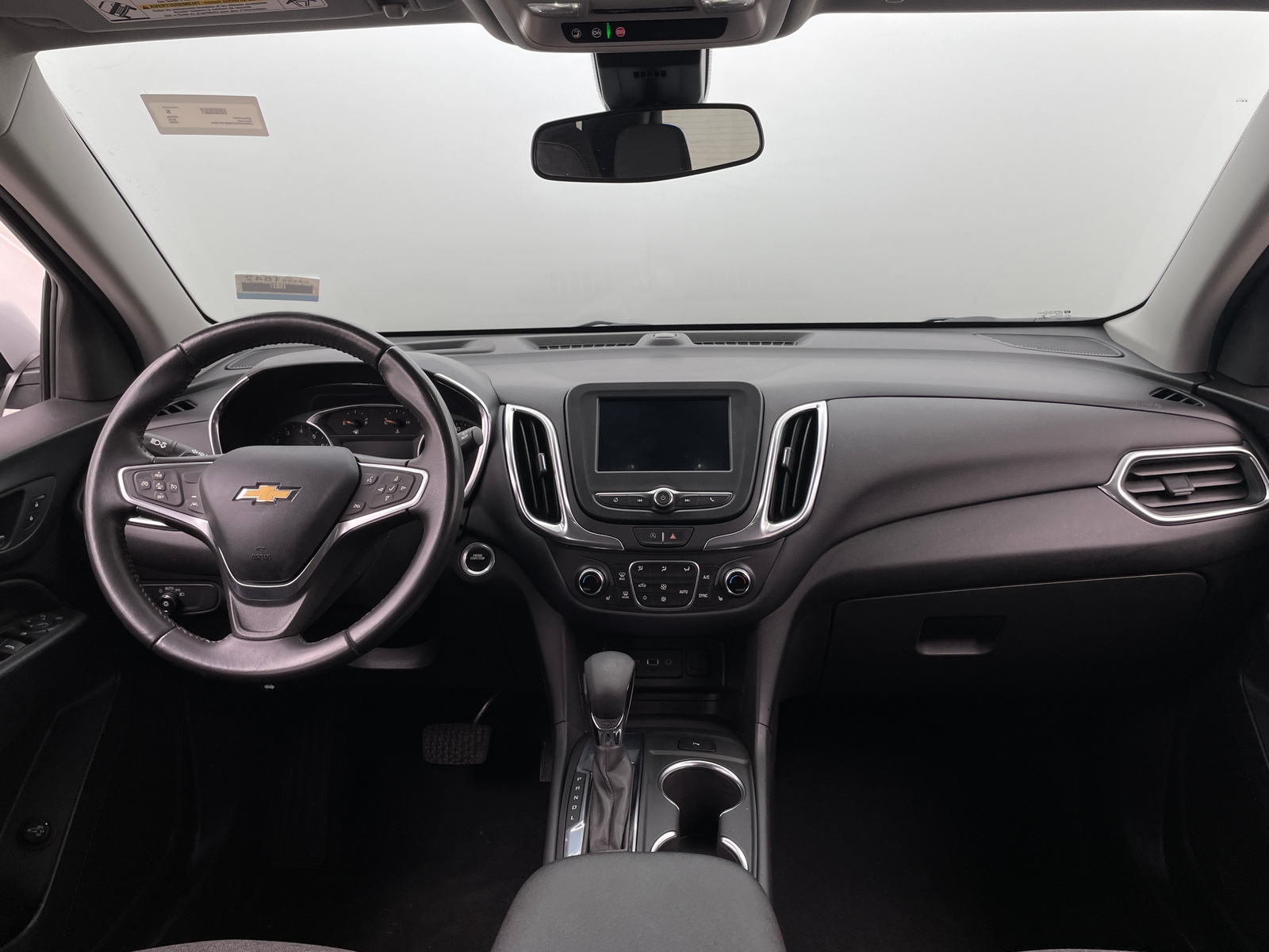 Thumbnail: 2022 Chevrolet Equinox - 3