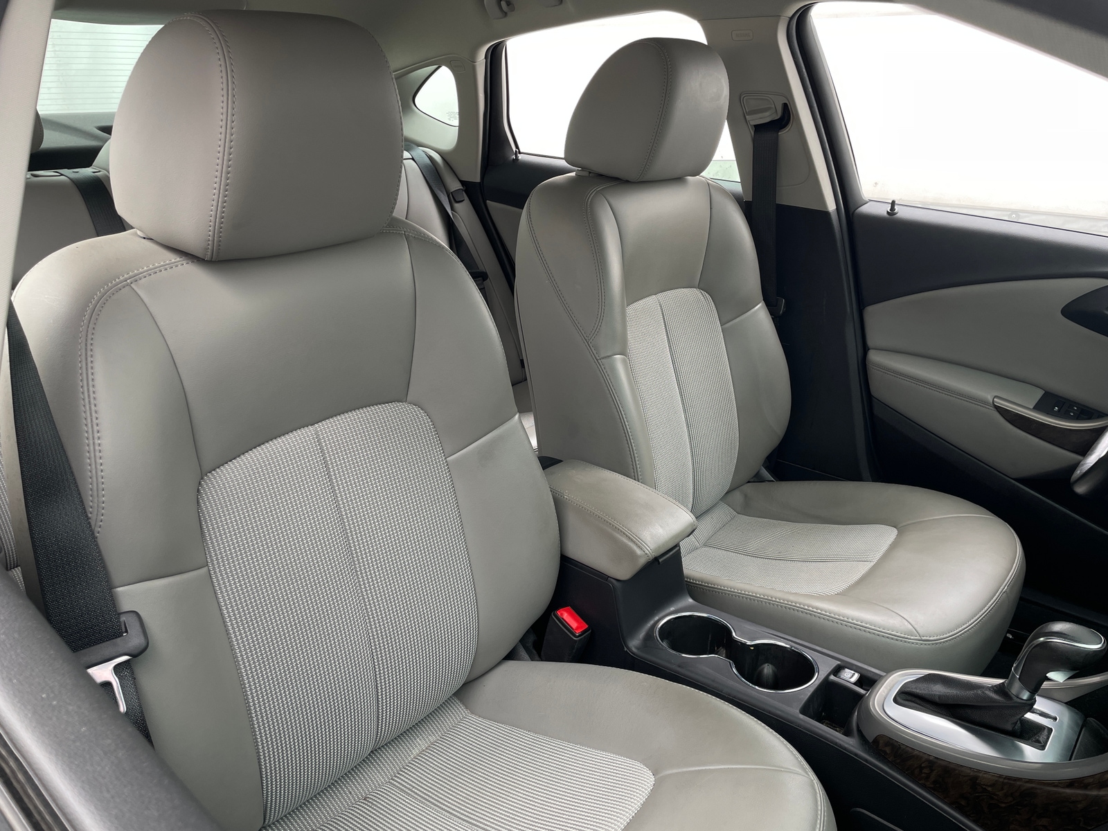 Thumbnail: 2012 Buick Verano - 2