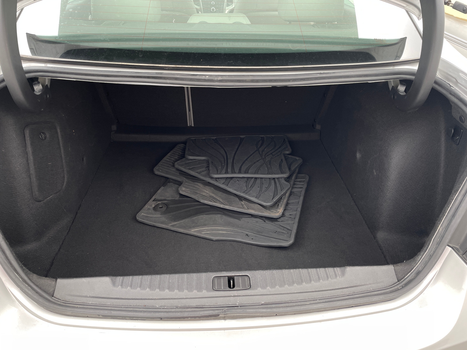 Thumbnail: 2012 Buick Verano - 7