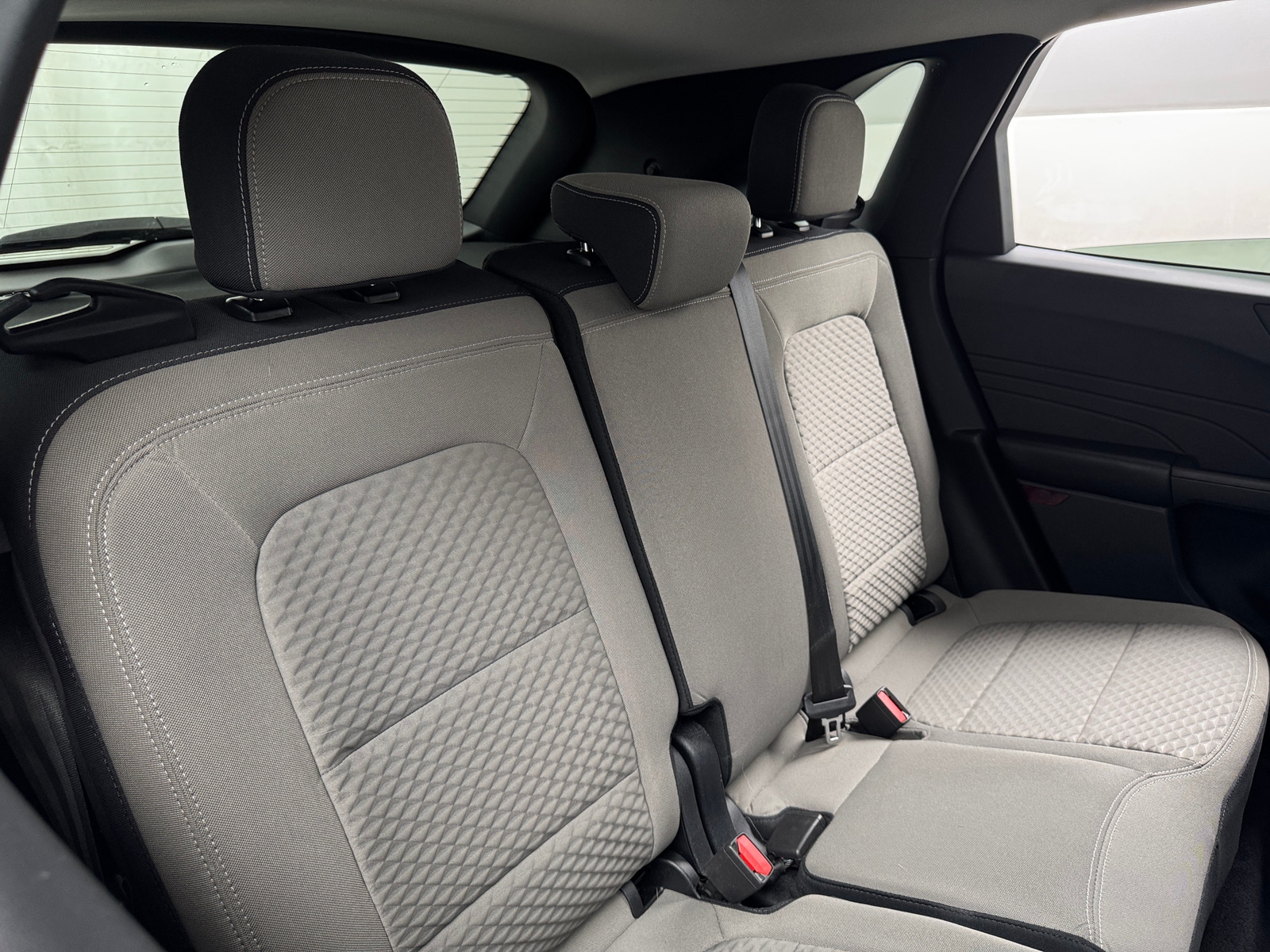 Thumbnail: 2021 Ford Escape - 6
