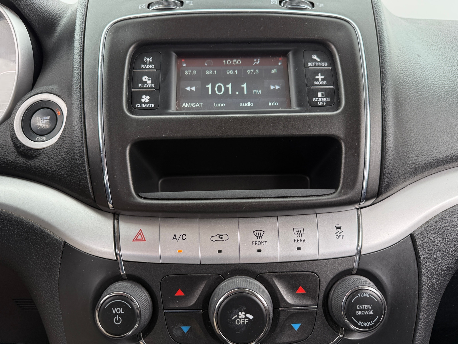 Thumbnail: 2017 Dodge Journey - 4