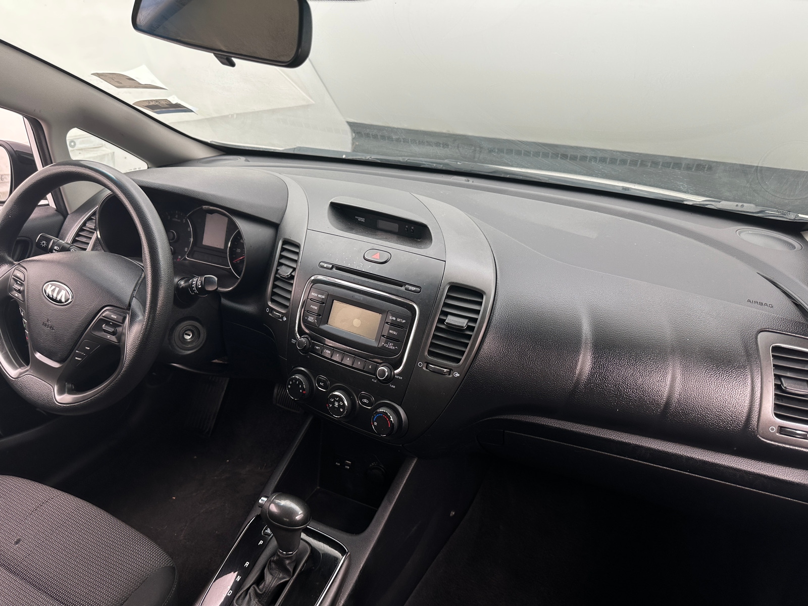 Thumbnail: 2017 Kia Forte - 3