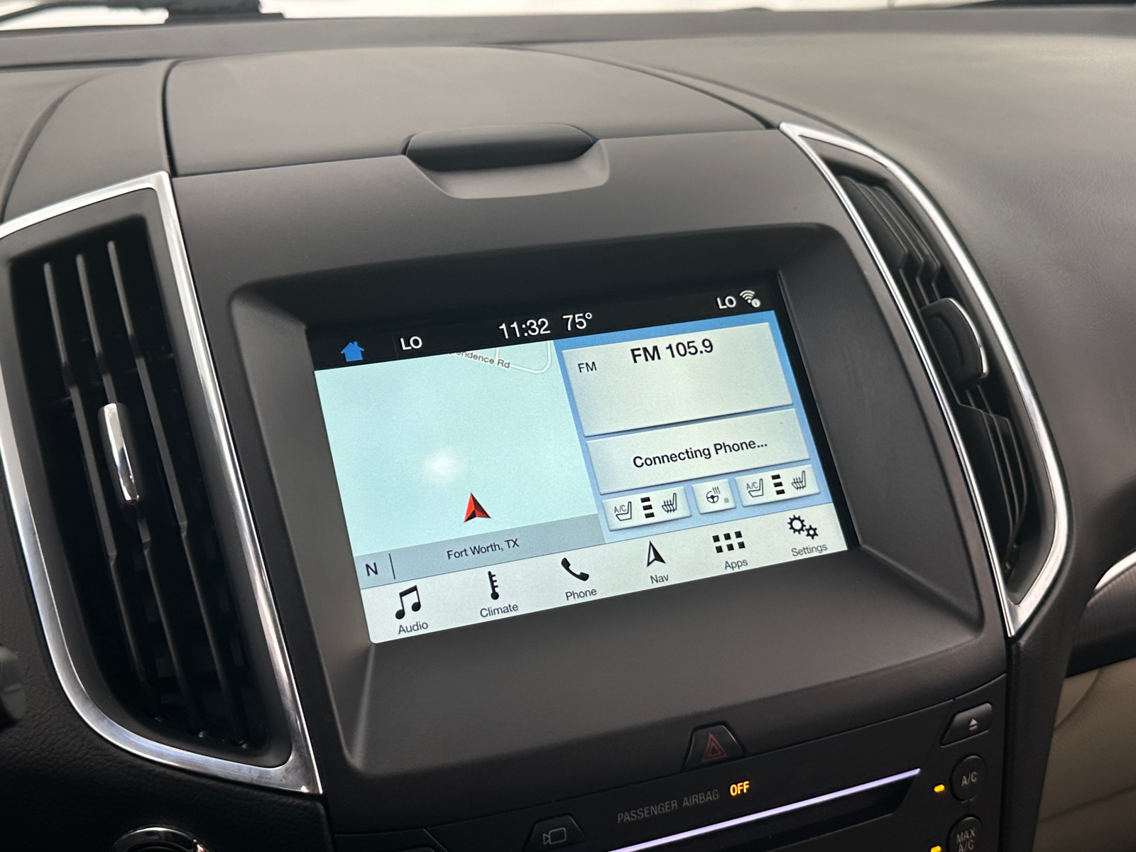 Thumbnail: 2018 Ford Edge - 3