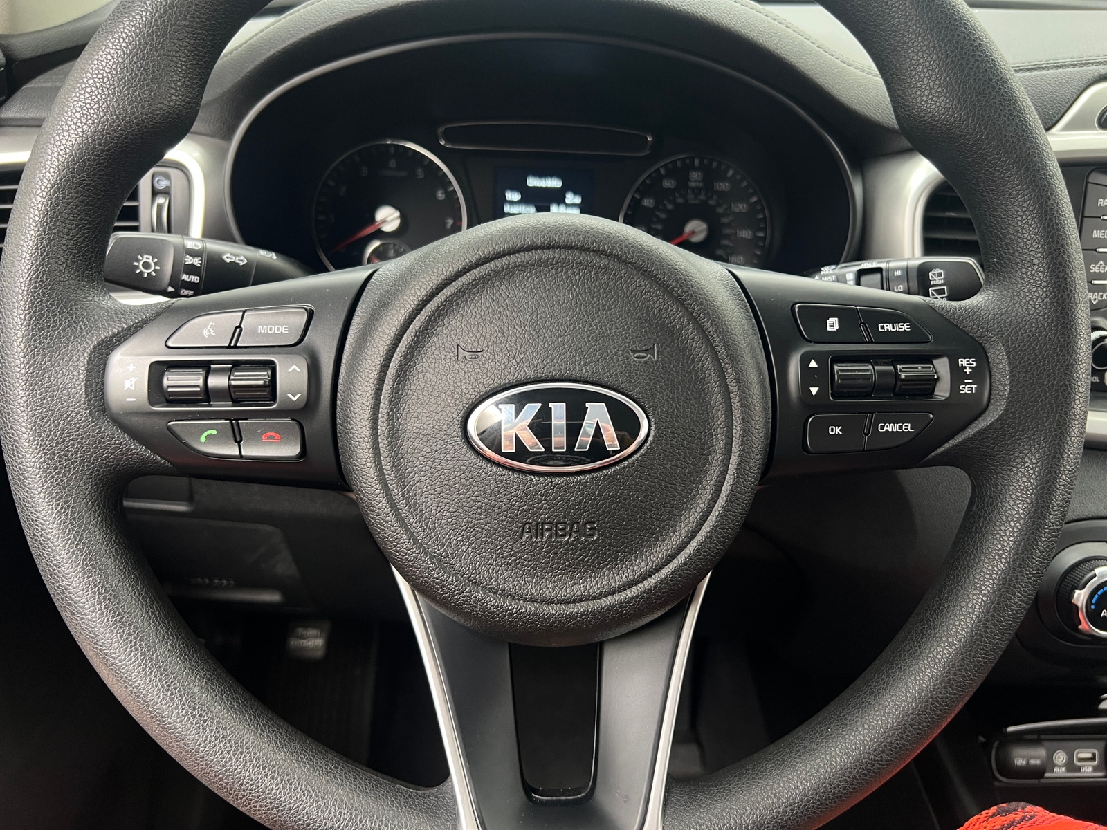 Thumbnail: 2018 Kia Sorento - 5