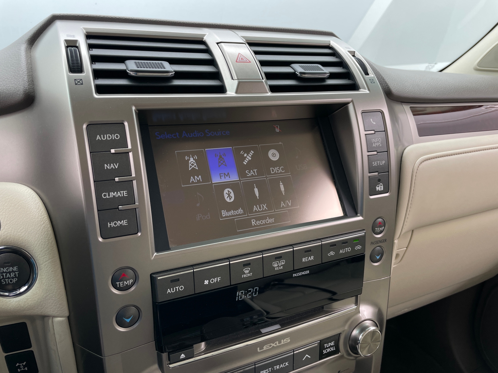 Thumbnail: 2018 Lexus GX - 3