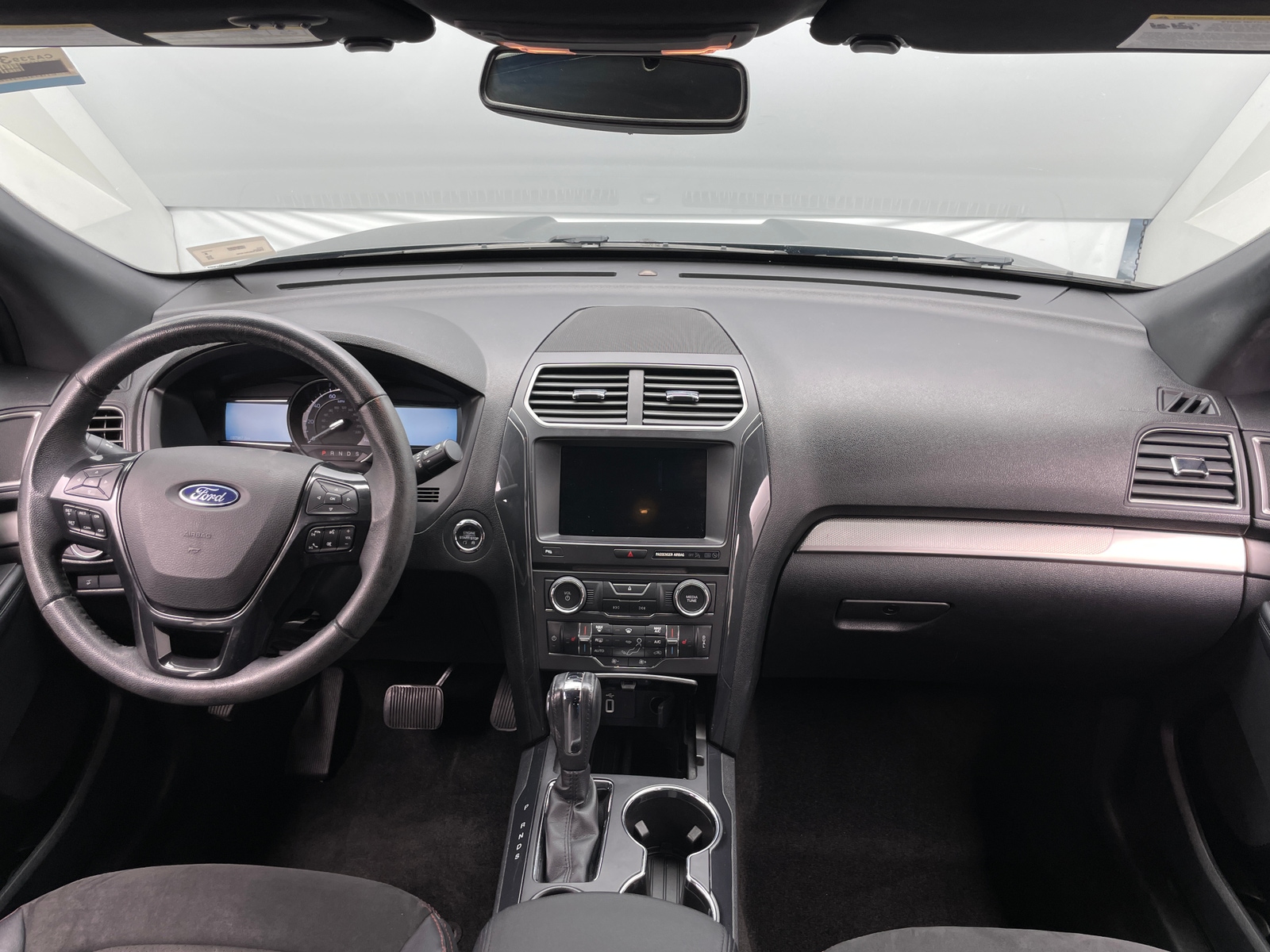 Thumbnail: 2018 Ford Explorer - 3