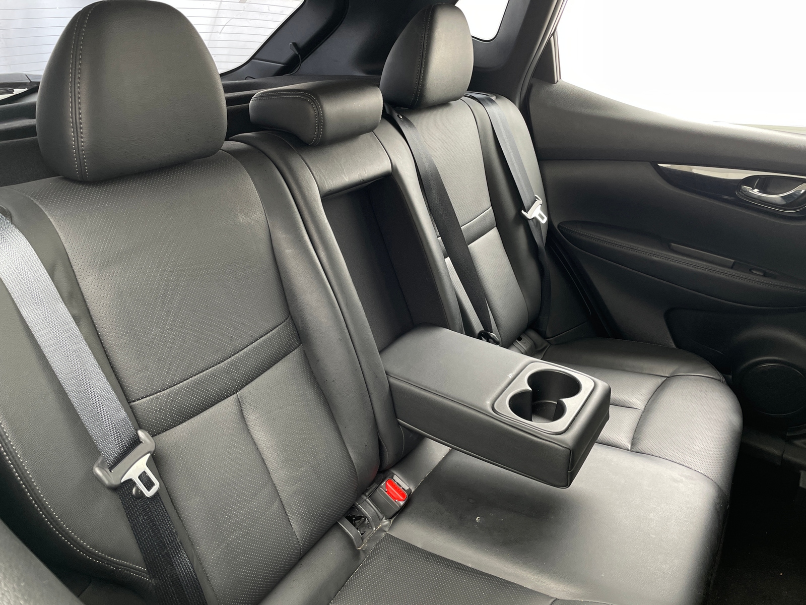 Thumbnail: 2018 Nissan Rogue Sport - 5