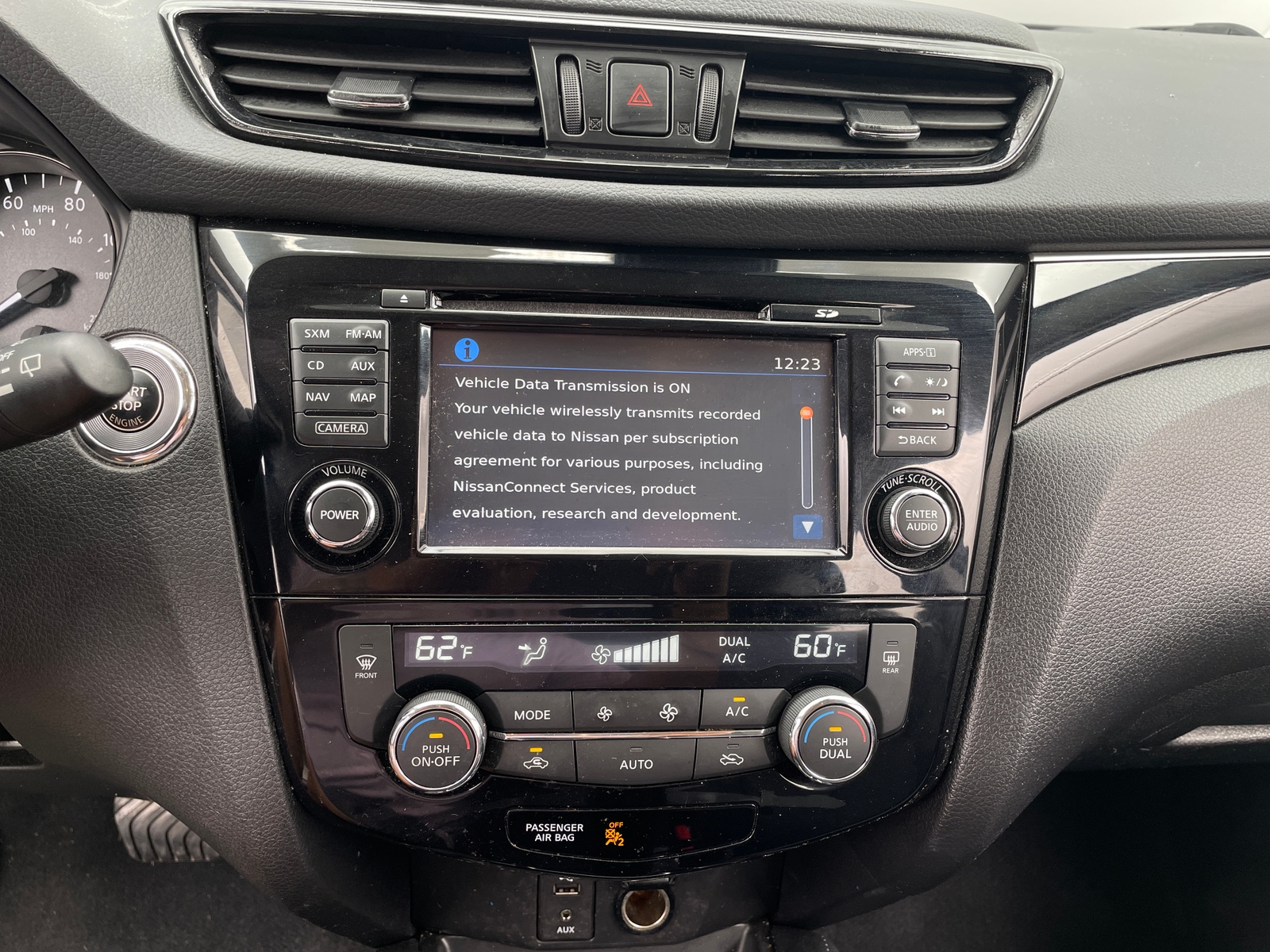 Thumbnail: 2018 Nissan Rogue Sport - 3