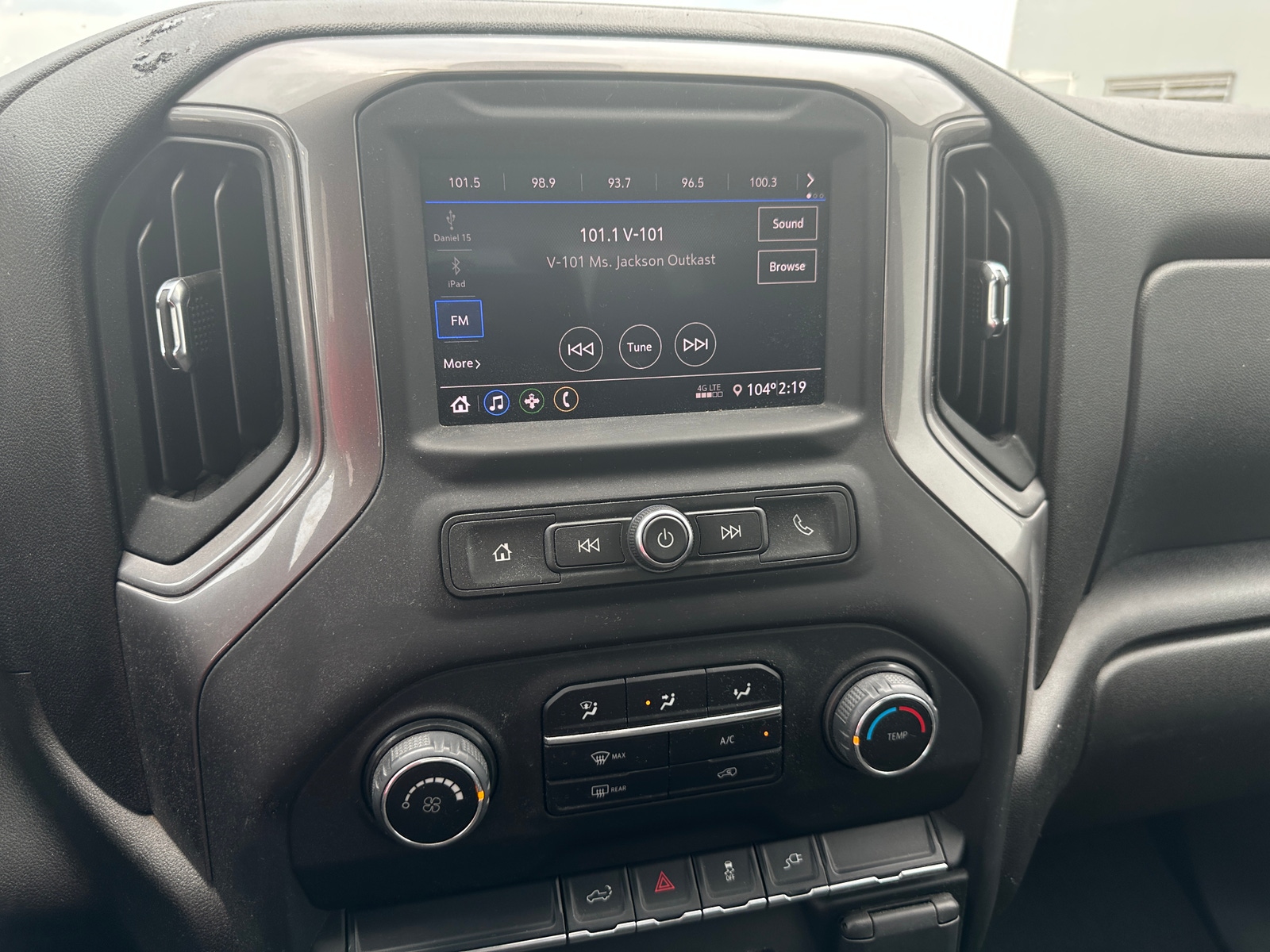 Thumbnail: 2022 Chevrolet Silverado 2500 - 4